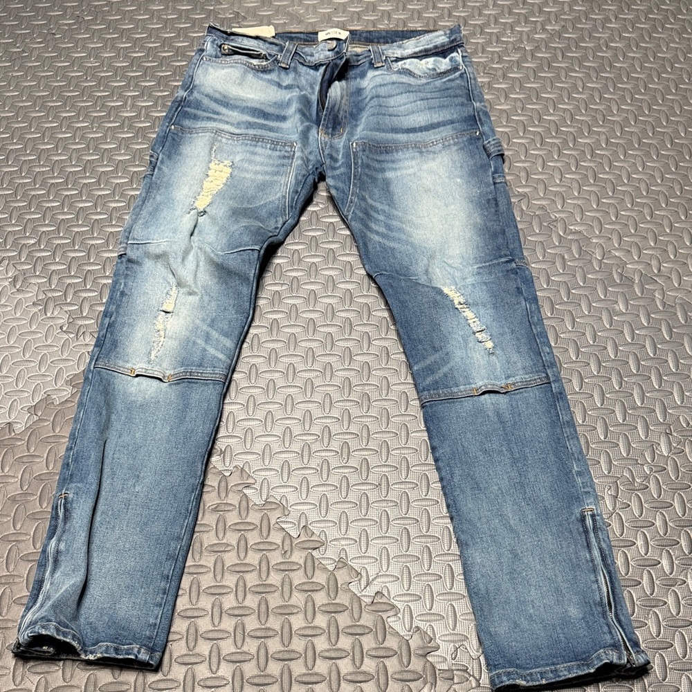 Men's Distressed Denim Jeans